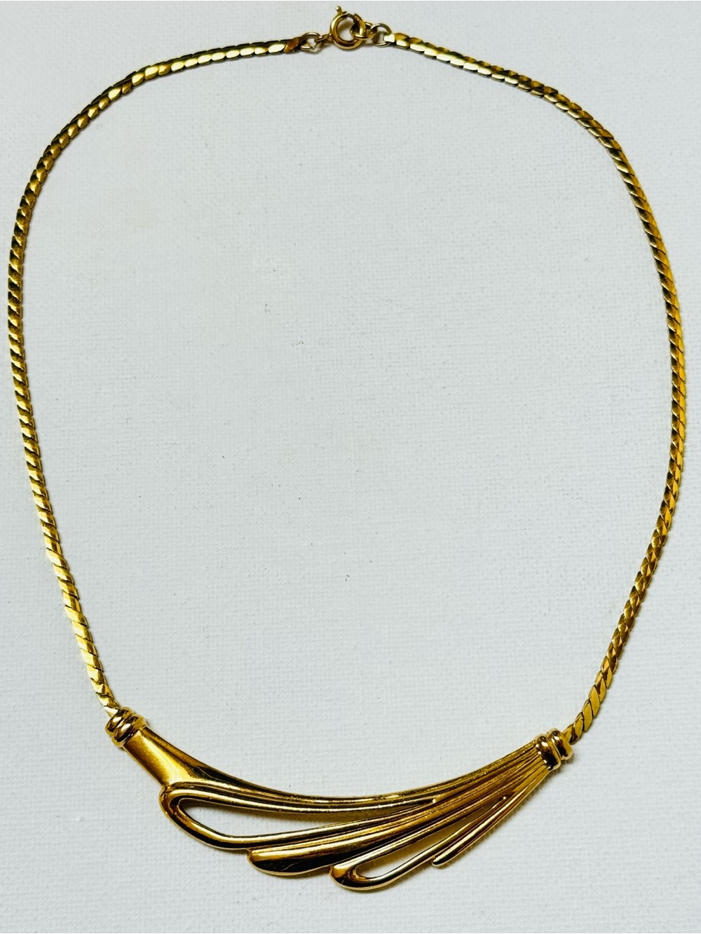 Vintage Trifari Fancy In Line Pendant Gold Plated 17" Necklace Women's Ladies